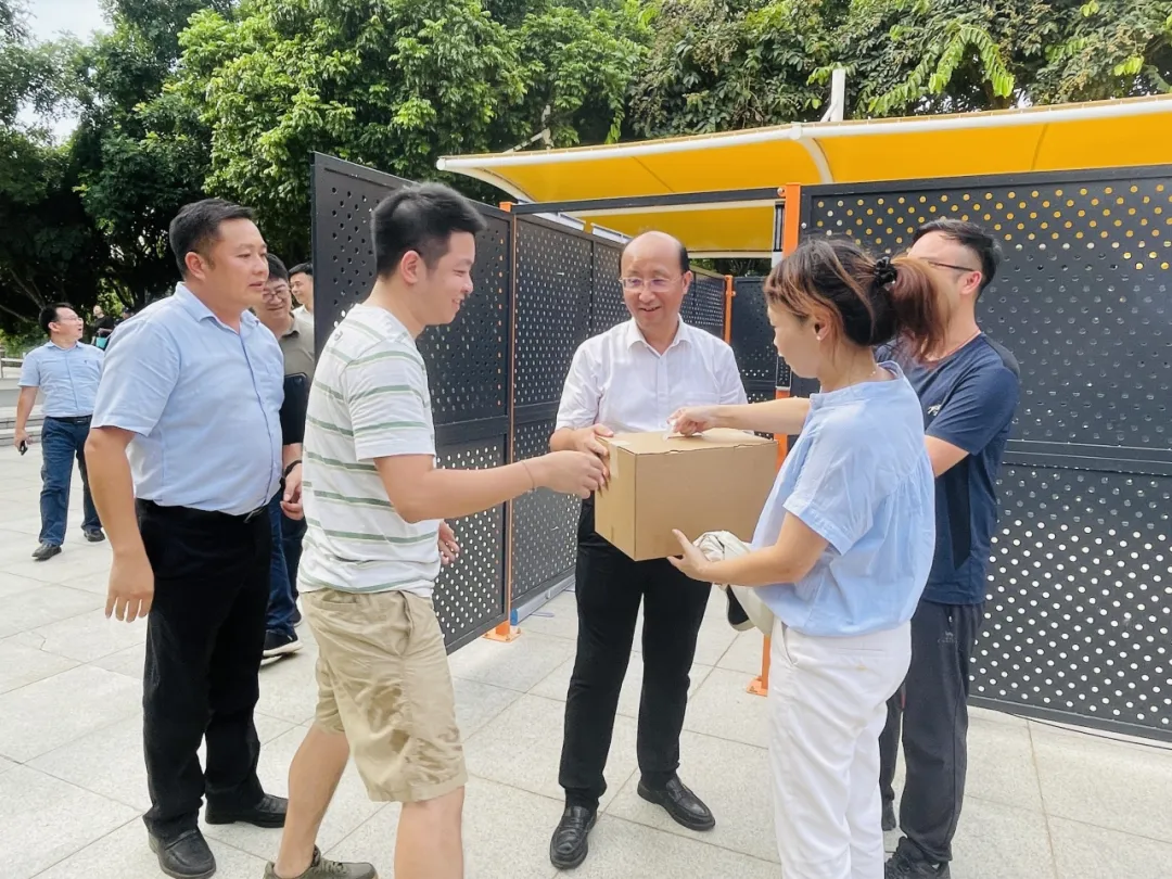 640 (2).jpg 640 (2).jpg